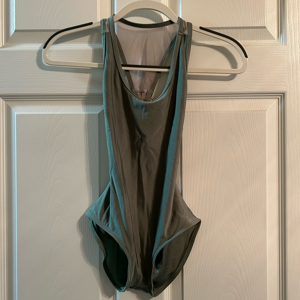 Yumiko leotard size adult small